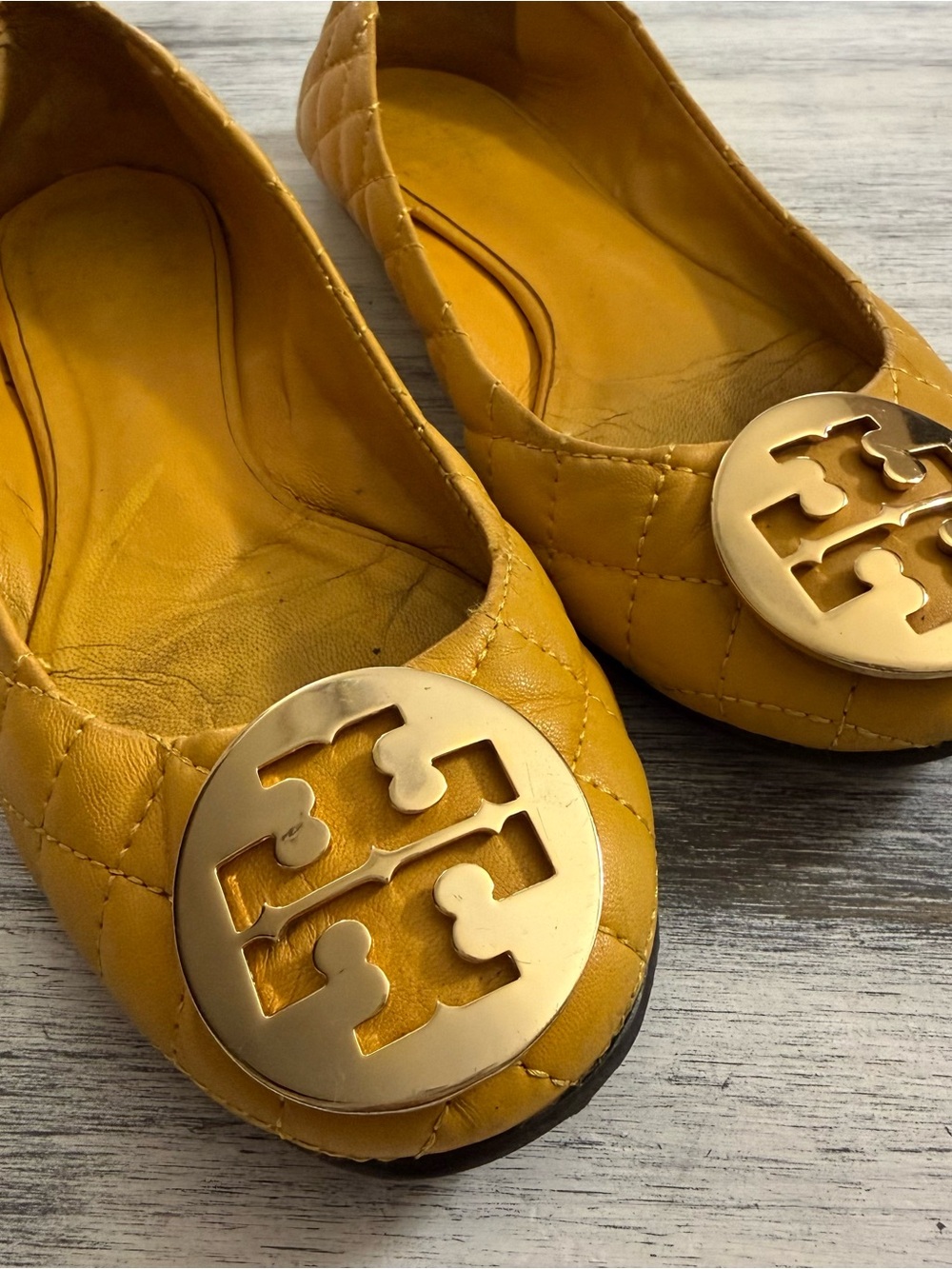 Tory Burch Quilted Logo Ballet Flats Womens 6M